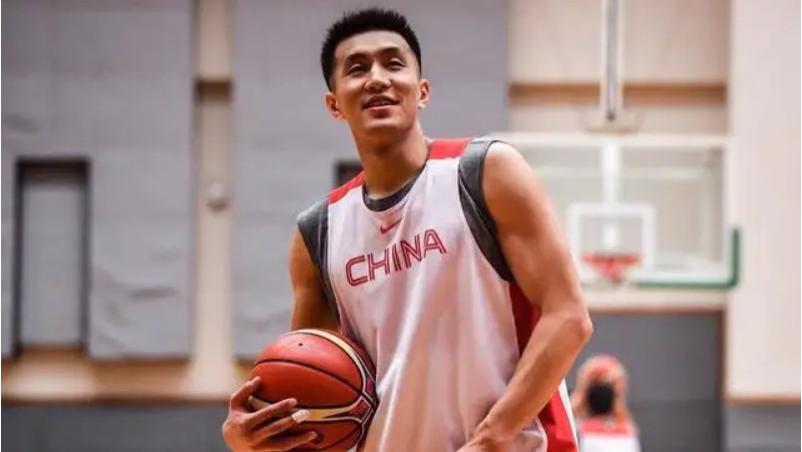 中国男篮|细思极恐！辽宁队三大主将纷纷退出中国男篮，杜锋或启动预备计划