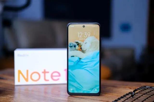 红米手机|120w快充+512GB,天玑8100新机发布,仅售2399元