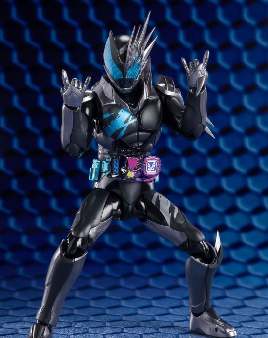 神谷浩史|假面骑士劫持reviceSHF手办官图公开换个颜色直接变成深红贝尔