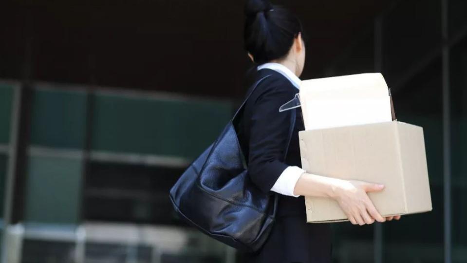 裁员|五一假期没过完，公司宣布倒闭了！请善待你的单位