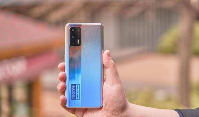 |买新不买旧！realmeGTNeo2“真香”，仅2149元！