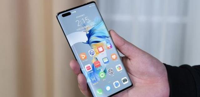 |華為Mate50Pro+渲染圖曝光，超級一體屏+5G+鴻蒙，不再有缺憾