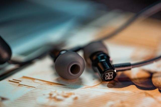 蓝牙耳机|声价比拉满,佩戴舒适、不怕丢的宝藏款HIFIMAN BW600蓝牙耳机