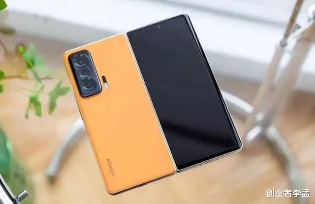 折叠屏|vivoXFold刚发售竟然要加价才能购买到,如何看待这一现象?