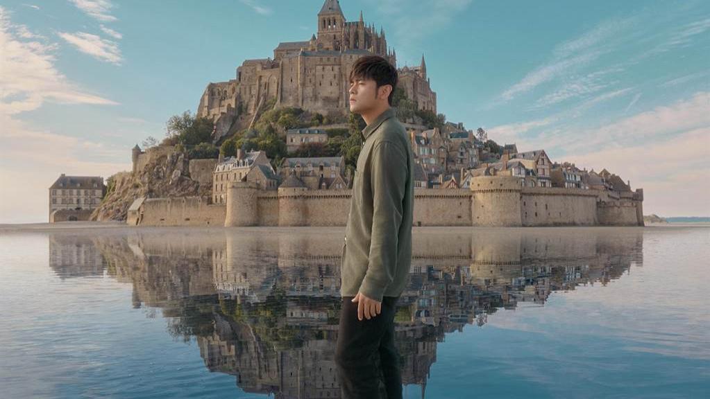 周杰伦|周杰伦新专辑封面曝光，母亲叶惠美直夸有创意