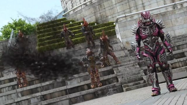 令和|假面骑士Revice:基夫强势归来控制维斯代为传话,消失的恶魔复苏