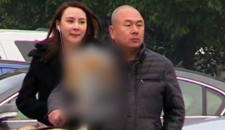 武装|“大长腿女神”的瓜!她不该被漫画戏耍