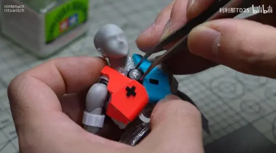 手办|漂移joycon有救了！高玩将坏掉NS手柄做成手办