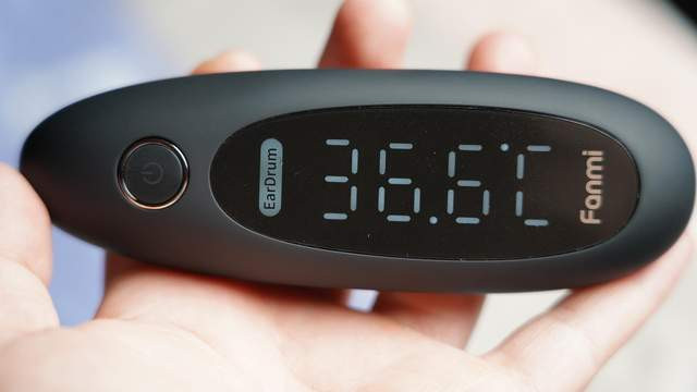 |造福神兽家庭，凡米鼓膜耳温枪T6一秒精准测温