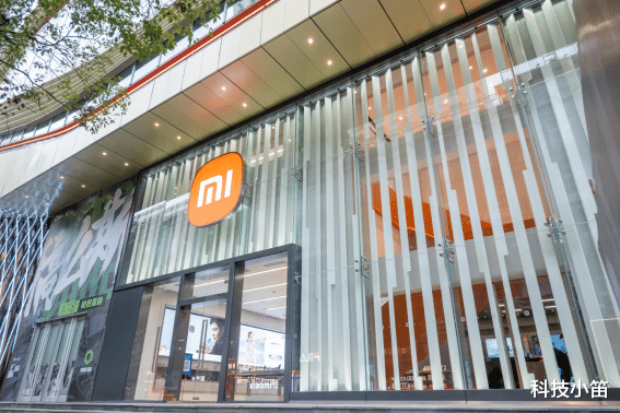 人民日报|连锁反应出现,国内巨头正式宣布,人民日报说得很对