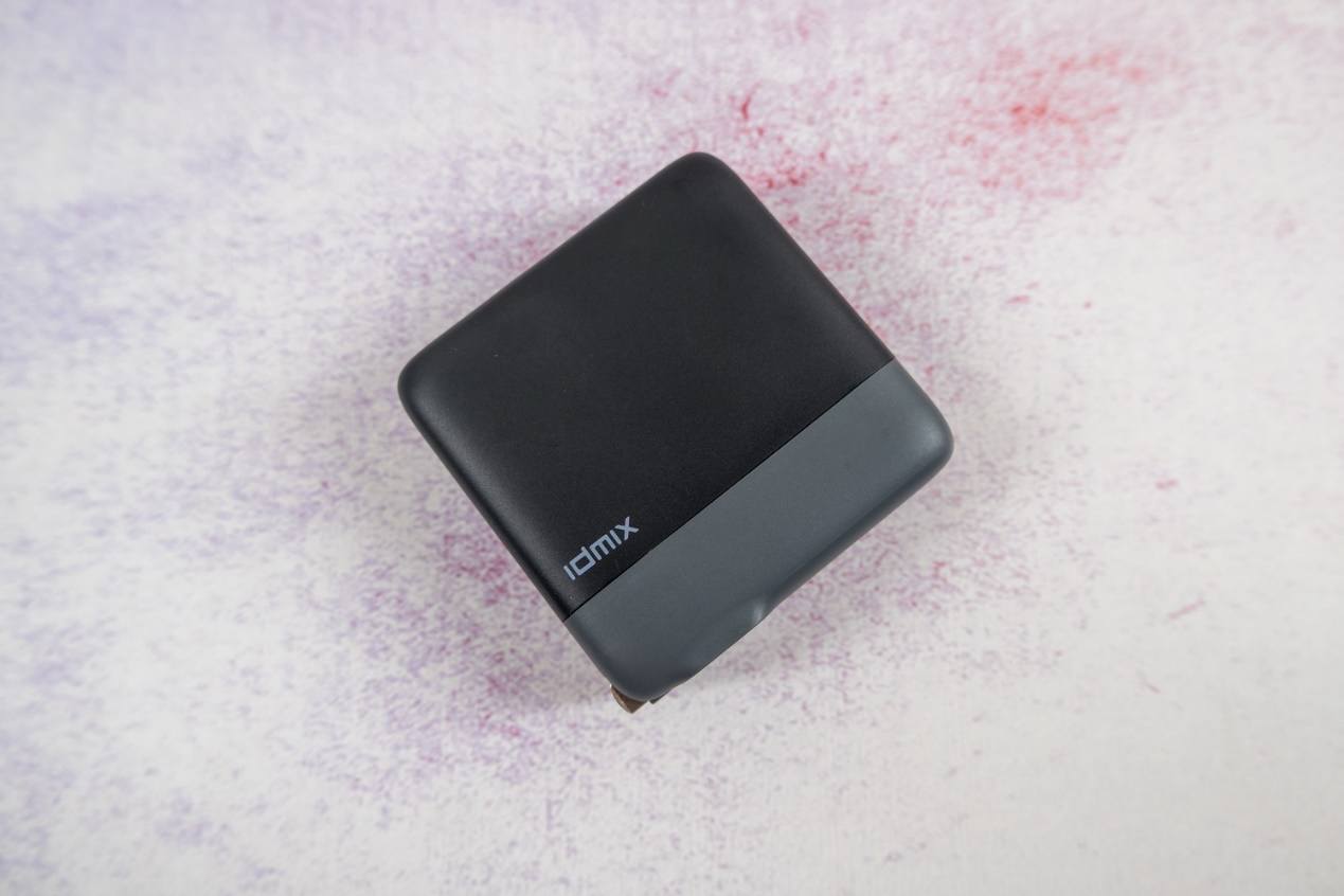 充电器|小体积,大功率,多接口,疾速快充,IDMIX 140W氮化镓充电器体验