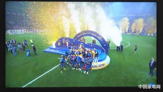 充电器|首发黑曜屏诠释240Hz“黑”科技 海信U7H电视评测