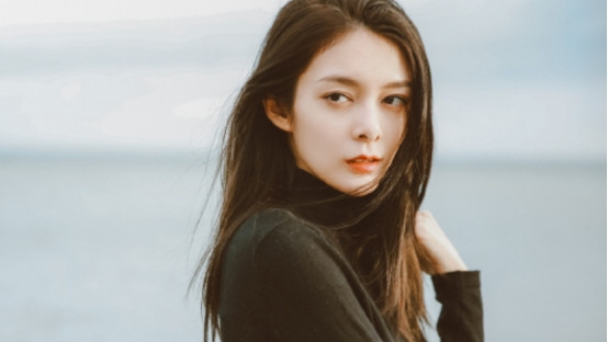 傅菁|傅菁还是比较适合做女团，演戏相对来说很稚嫩！