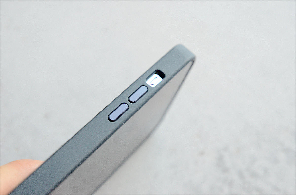 azure|盘点iPhone配件知多少?6000字分享7个产品使用体验