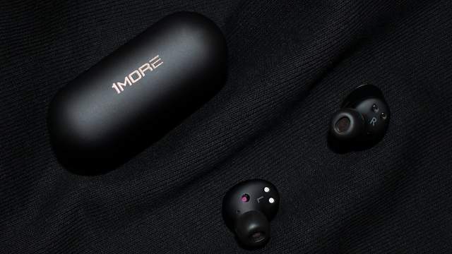 |戴眼镜的戴什么无线耳机好?适合戴眼镜人的蓝牙耳机