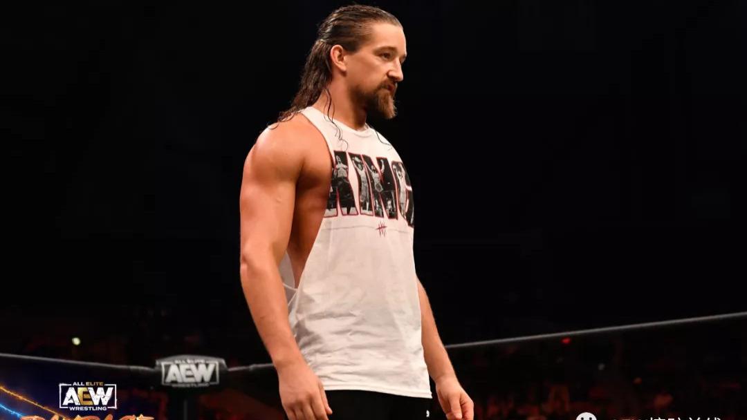 aew|子弹帮首领杰怀特喊话美摔届：亮相AEW不代表我不会亮相WWE！