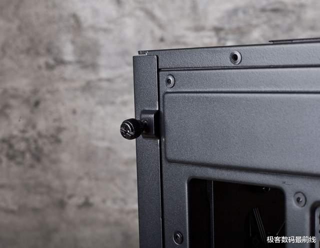 安钛克|12代平台如何布置“新房”?安钛克DP503雷电体验