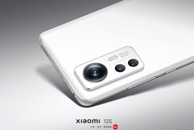 三星Galaxy|小米12和12S有何区别？顶配版小米12现已跌至3099元，网友：真香