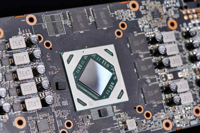 显卡|来自苏妈的神级刀法，蓝宝石RX 6700白金版OC首发评测