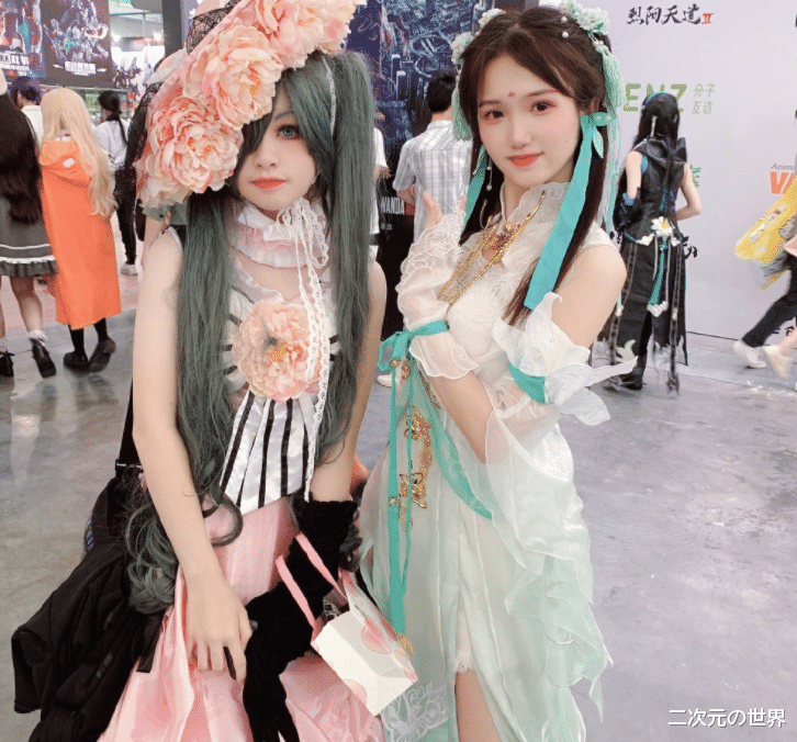 漫展|不雅事件频发，再无泳装和胶衣，毫无生机的漫展还能看吗？