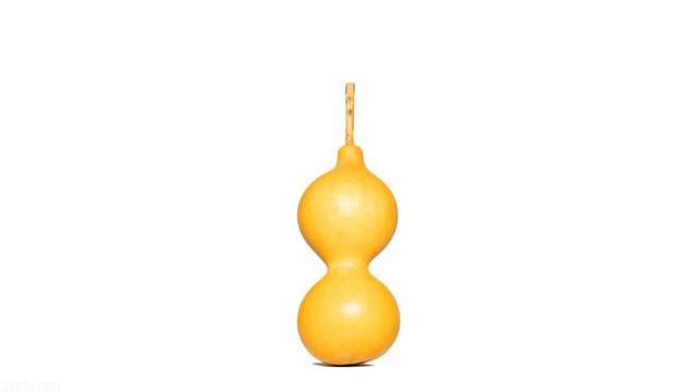 |民间故事：老翁半夜垂钓，忽听水中传来怪响，老翁：等的就是你