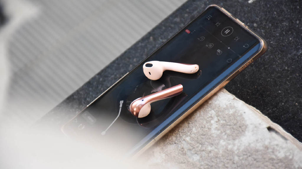 蓝牙耳机|JEET ONE蓝牙耳机升级版：嬛粉少女配色，细节体验升级