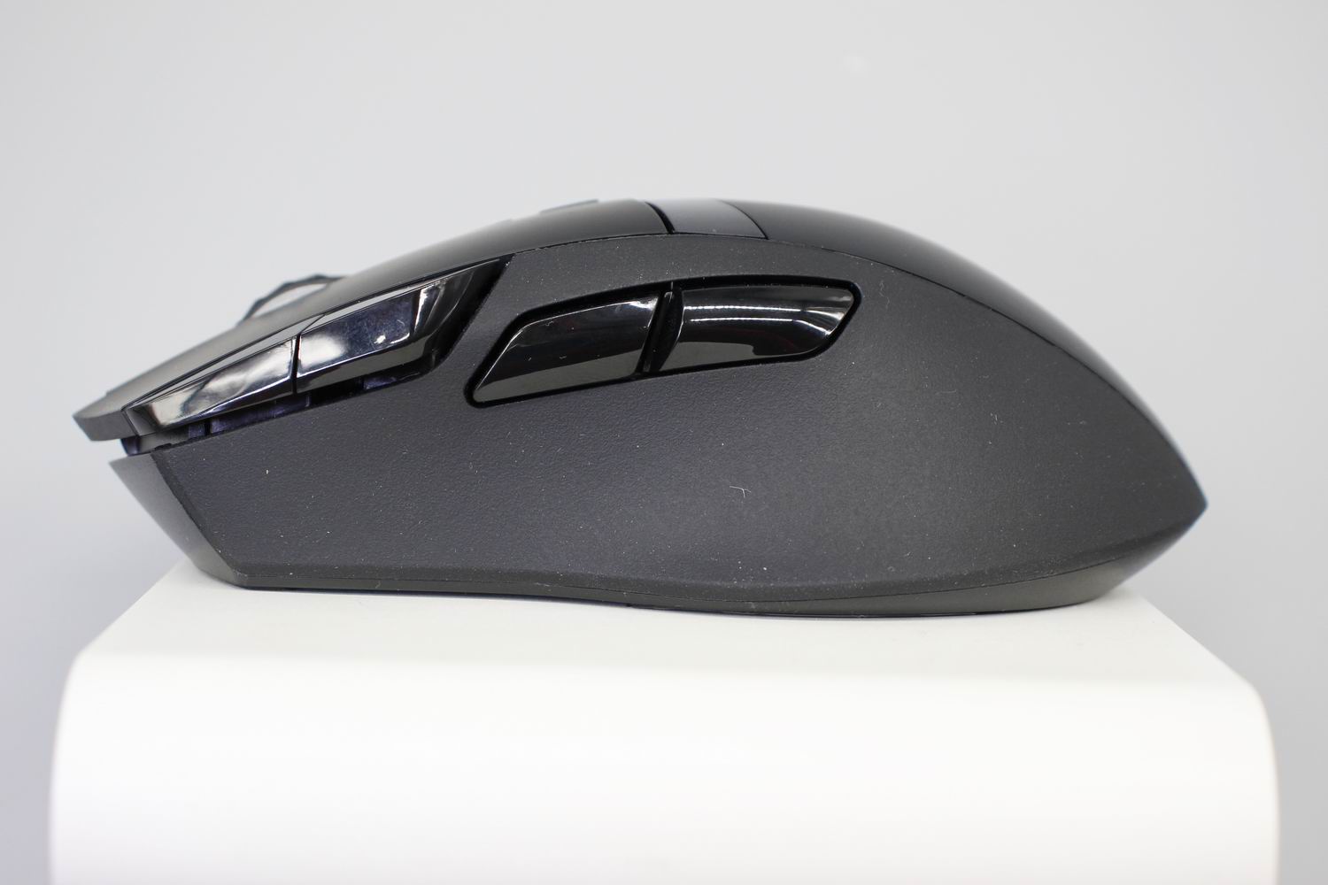 无线充电|畅玩无线新势力:雷柏V10无线充电鼠标硬垫与VT350Q无线充电鼠标评测