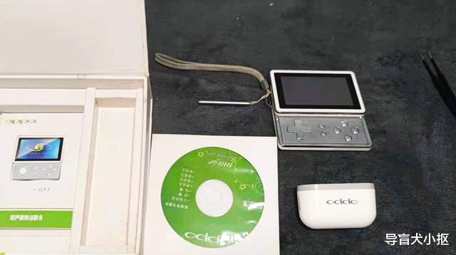 mp4|滑盖造型带游戏手柄设计，这款国产绿厂MP4，确实好玩又好看