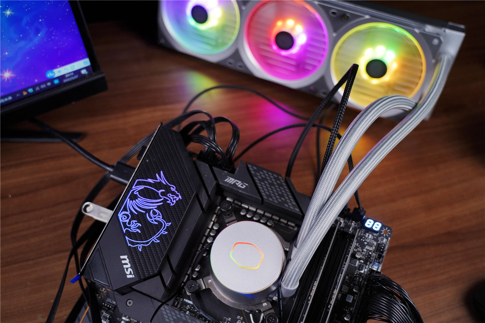 Mac OS|酷冷、微星、九州、威刚，新老4款旗舰水冷对比，总有一款适合你