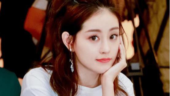 迪丽热巴|出道4年演了7个女主，砸了资源却捧不红的她，或惨遭嘉行放弃