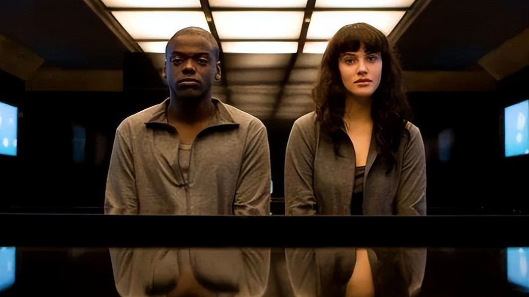 经典|《重生之门》看不过瘾，别急，这5部经典悬疑影视剧值得熬夜刷