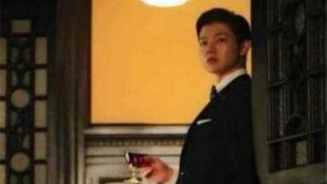 霍尊|有种“整容”叫霍尊理发，短发长发判若两人，网友：为什么不早剪