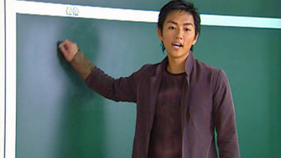 梁俊一|43岁还在演纯情少年？糊了的“花弄影”，为何沦为烂片主角？