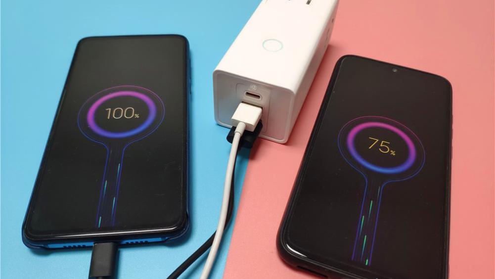 USB|倍思30W快充插线板评测：告别凌乱桌面，一个插线板轻松搞定