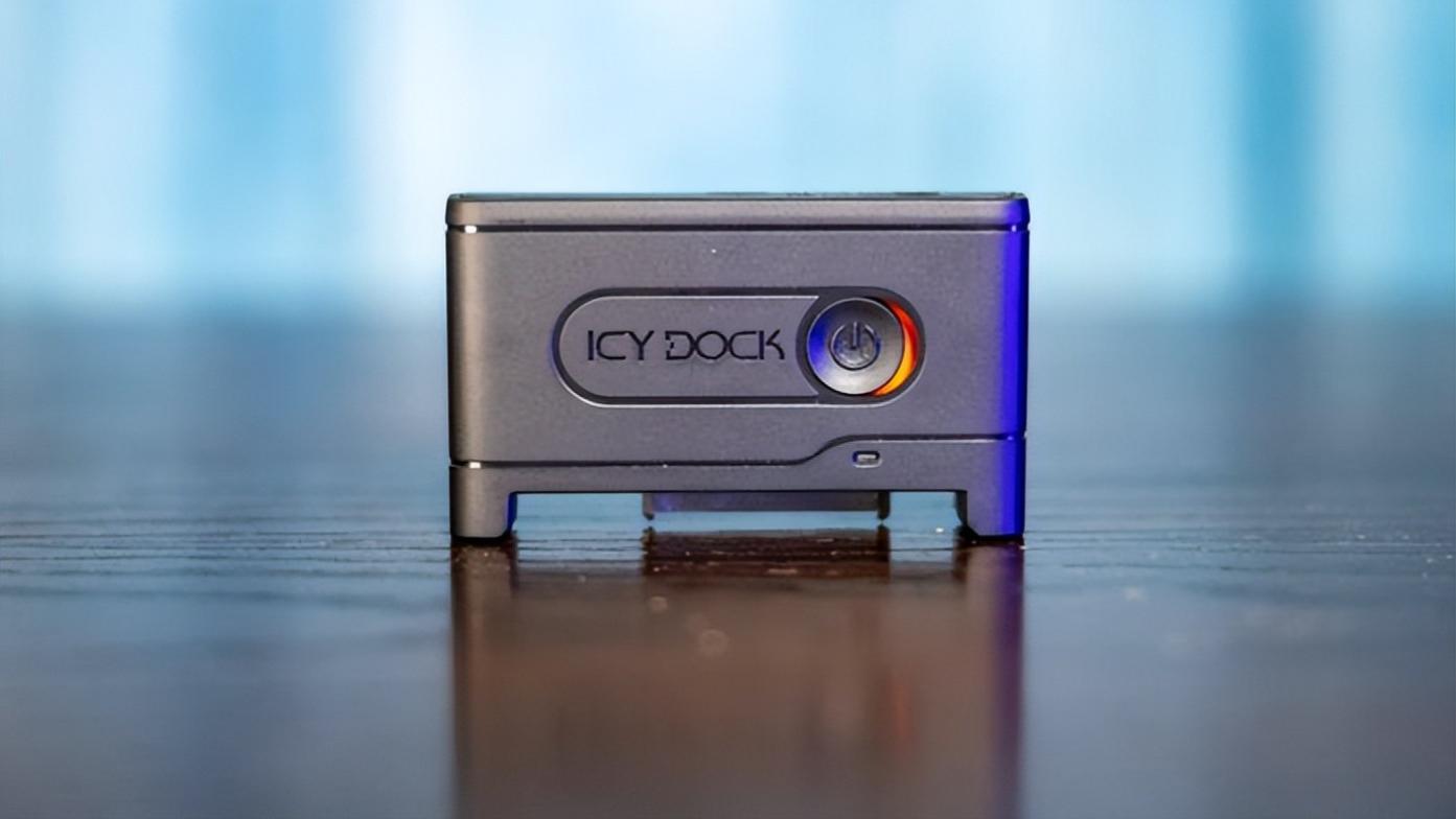 ICY DOCK艾西达克EZ-Adapter Ex MB931U-1VB U.2 转 USB 3.2 Gen2 评测