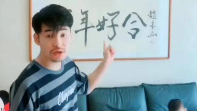 |文松斥责王老七不懂感恩，赵本山曾送他“4个字”，如今价值5000W