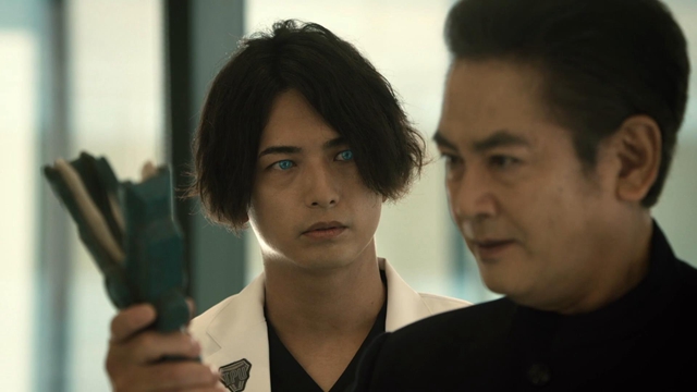 托雷基亚|特利迦剧场版：继希卡利和托雷基亚后，又一位科学家黑暗巨人诞生