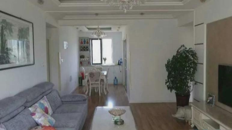 95平花大钱把婚房装修成这样，丈母娘看了直摇头