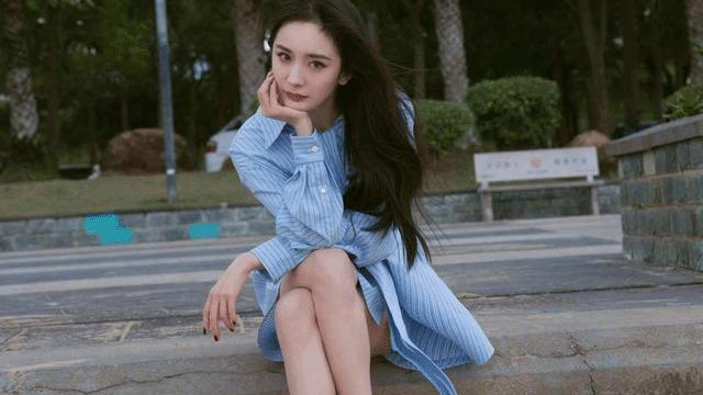 崔智友|崔智友，雪地里穿洞洞鞋，45岁罕见秀素颜皱纹明显