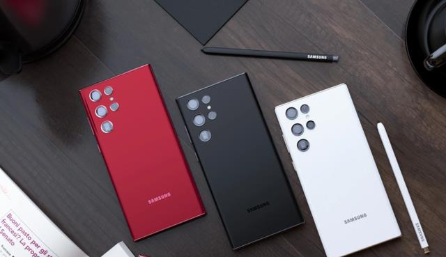 |12+512G售价高达上万，百倍变焦+IP68机防水，“机皇”名副其实