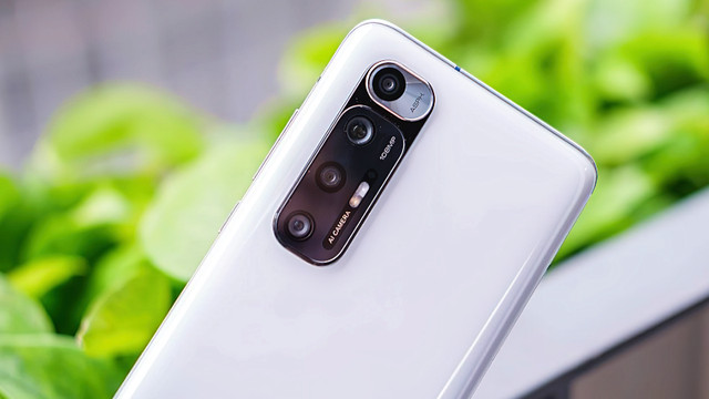 iPhone|2022年换手机首选这3款，运行速度快价格很良心，还能再用4年