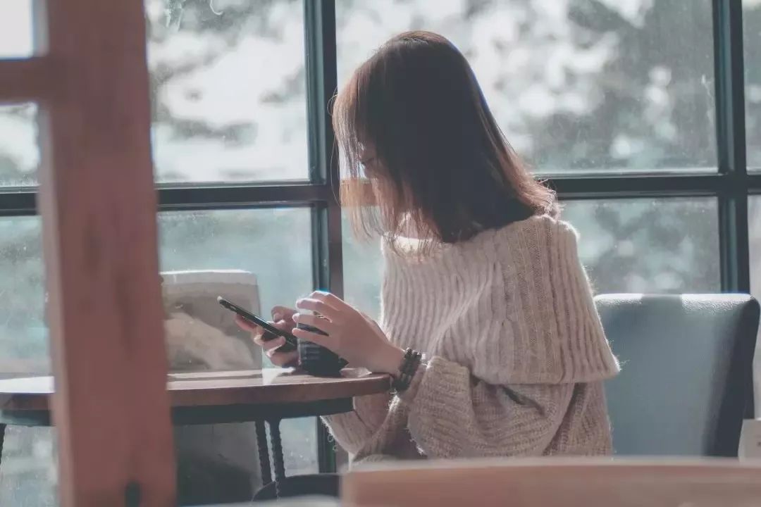 人最怕，真心换来假意，真情换来
