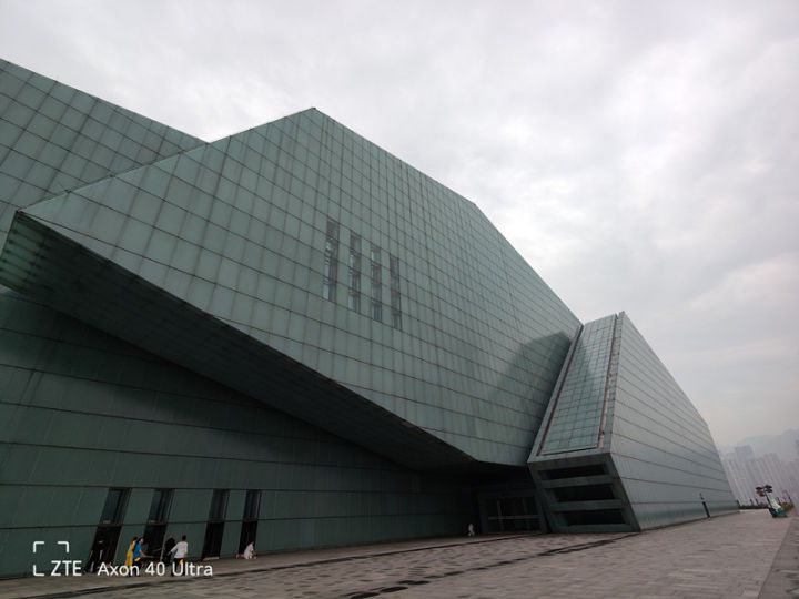 中兴|颜值和实力你选什么?中兴Axon 40 Ultra告诉你不做选择题