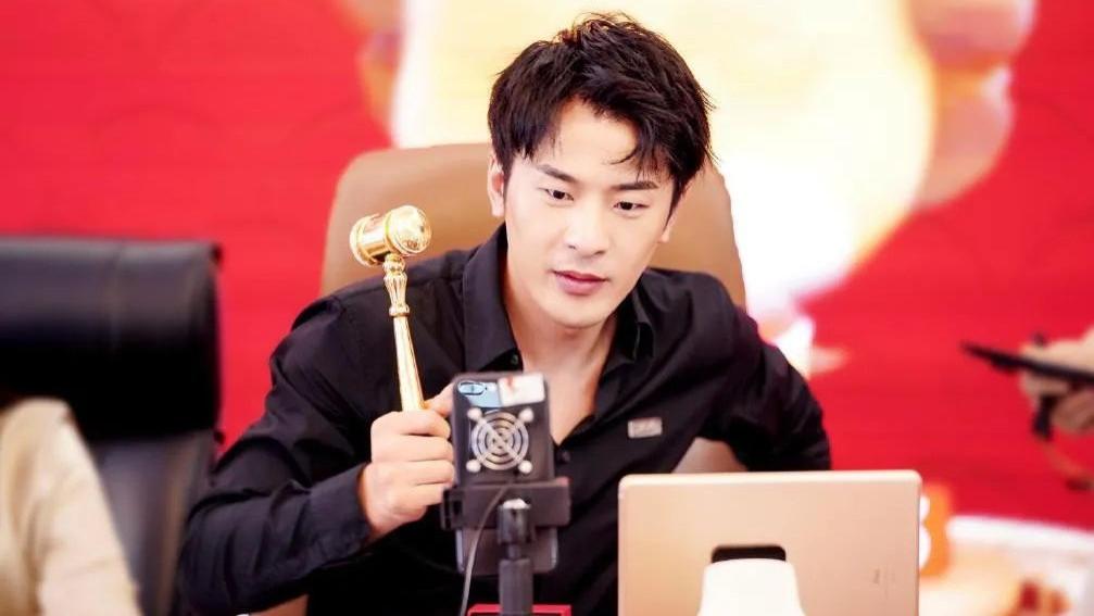 小米科技|又一个“余大嘴”？辛巴豪言投资千亿造车，比小米雷军还大胆！