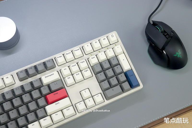 ikbc|桌面不大，键盘不能软趴趴！ikbc W210樱桃茶轴无线108键桌搭分享