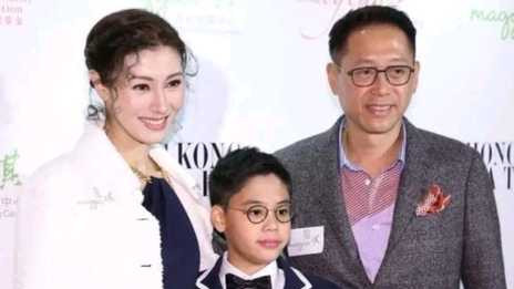李嘉欣|李嘉欣11岁儿子近照，长相神似许晋亨，没有遗传“最美港姐”的神颜？