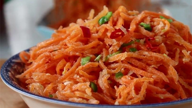 皮皮虾|胡萝卜最有营养好吃的做法，不炒不炖不凉拌，比吃肉还香，超简单