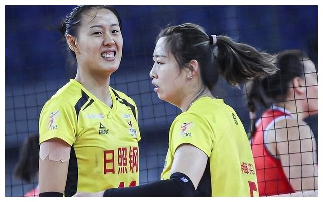 突发！女排郎平高徒被调整出队，安家杰依旧迷恋高二传引发争议