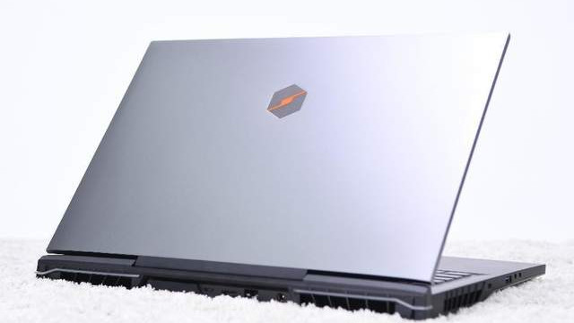 游戏本|高颜高能高体验！旗舰级旷世X游戏本评测！