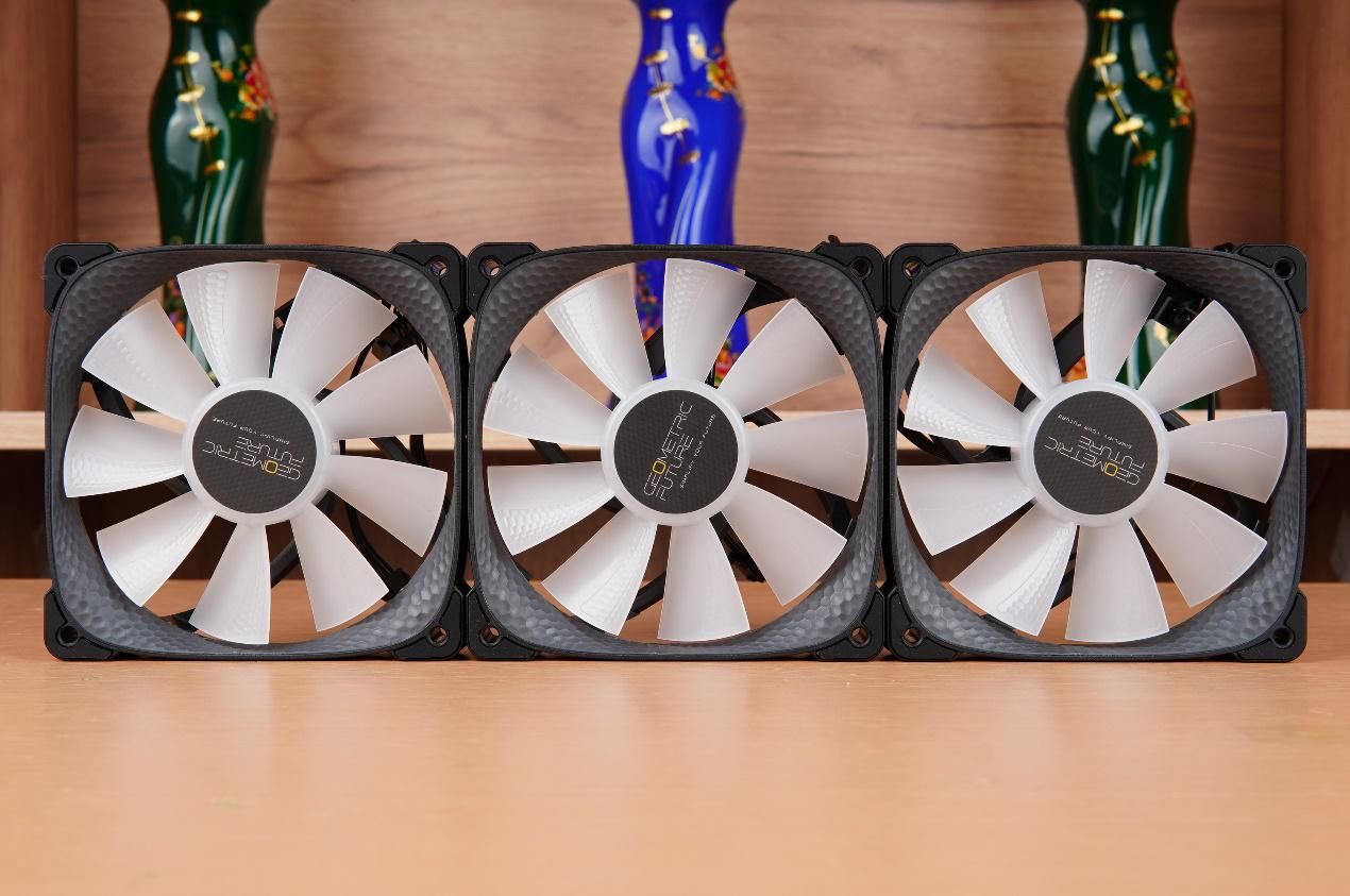 空调|简约、内敛、奢华,几何未来Model8 黑金达摩限定版装机分享